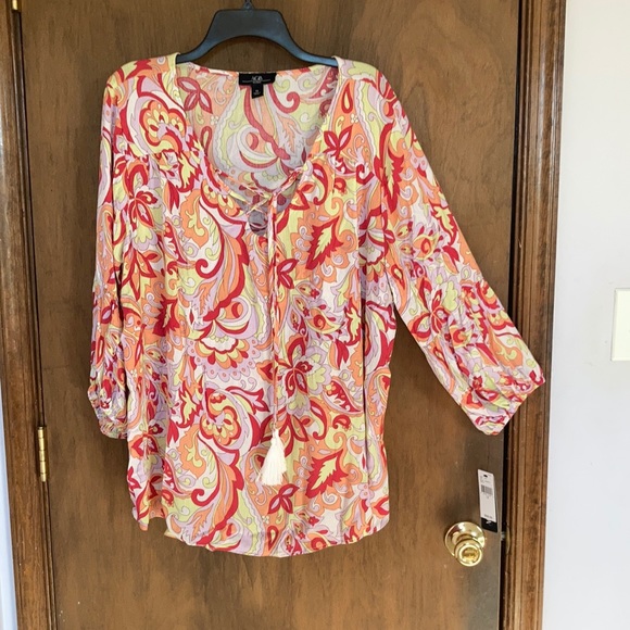 RelistAGB colorful abstract floral blouse lace up w tassel detail at neckline 1X - Picture 2 of 16